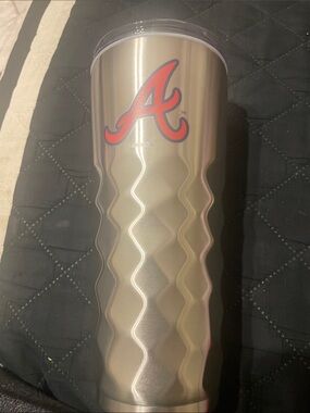 MLB Atlanta Braves Silver Tumbler with Red Logo